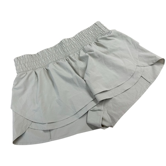 Calia Step Up High Rise Performance Short in Smudge Sage XL - Picture 7 of 12